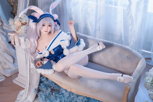 桜井宁宁cosplay碧蓝航线拉菲兔改30P套图免费下载